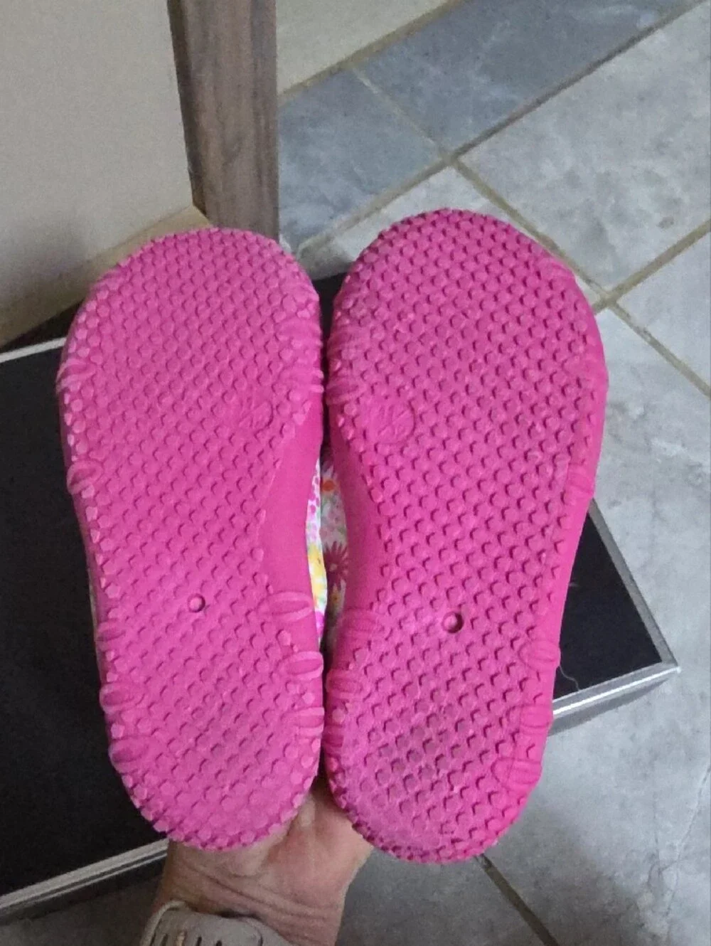 Girls' Pink Floral Slip-On Water Shoes